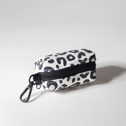 Reflective Poop Bag Dispenser with Leopard Print - Pookie Pets